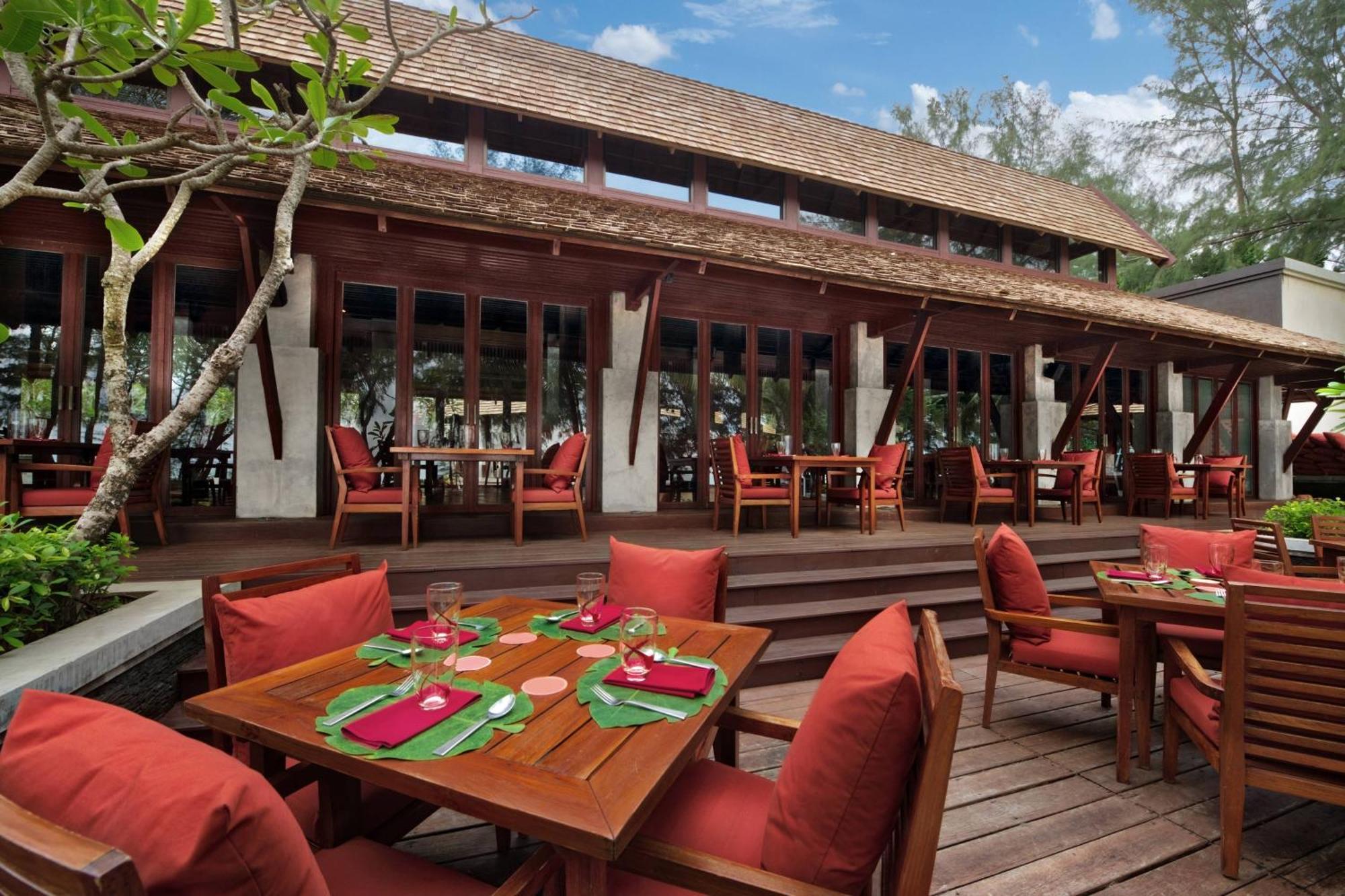 Marriott'S Phuket Beach Club Mai Khao Exterior photo