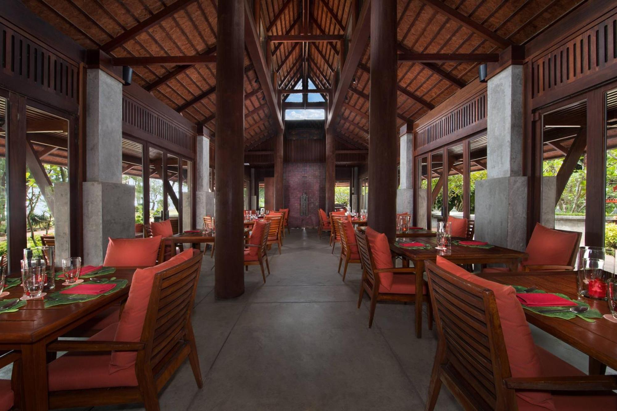 Marriott'S Phuket Beach Club Mai Khao Exterior photo